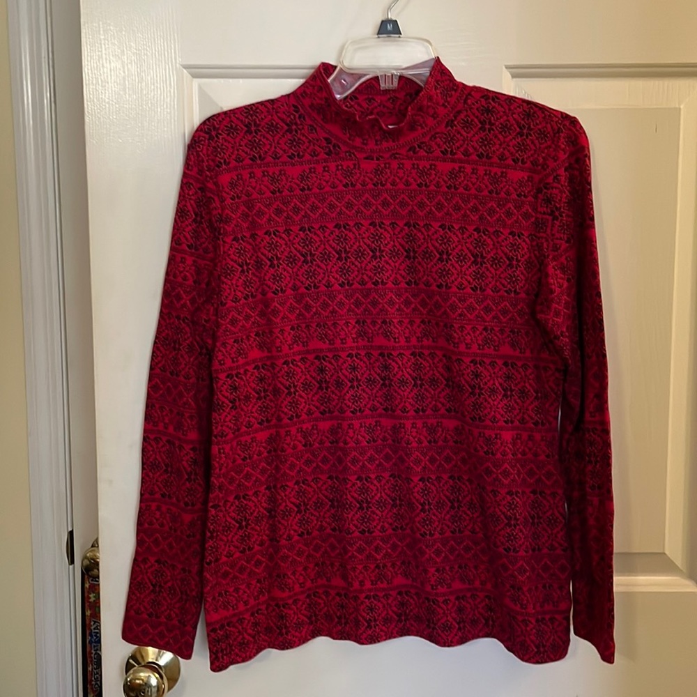 Red/black mock turtleneck. Medium.